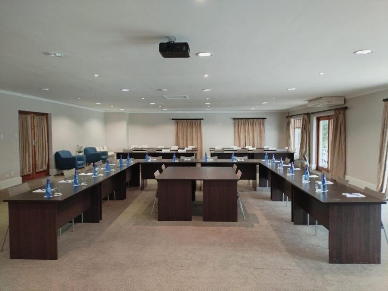 פורט אלפרד Mypond Stenden Hotel מראה חיצוני תמונה